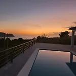 Cantinho Do Alto Holiday home Porto Judeu