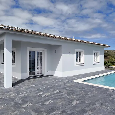 Ferienhaus Cantinho Do Alto