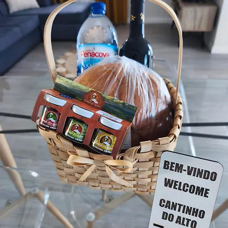 Hébergement de vacances Cantinho Do Alto *